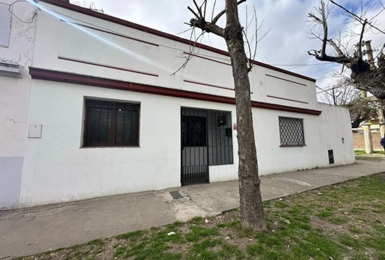 Casa en venta en Temperley