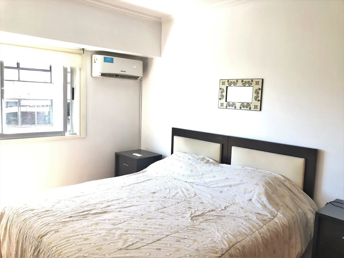 Venta depto 2 ambientes monserrat balcon amoblado, foto 2