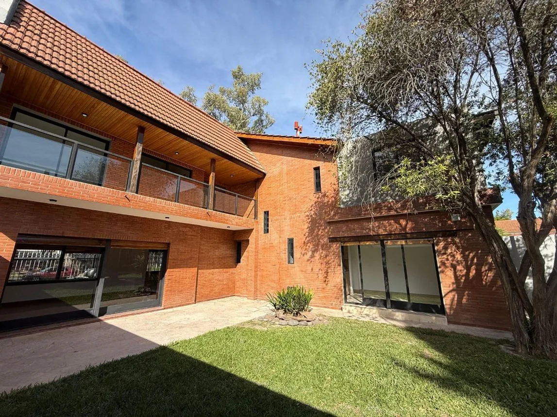 Casa en venta en Ciudad Jardín, foto 2