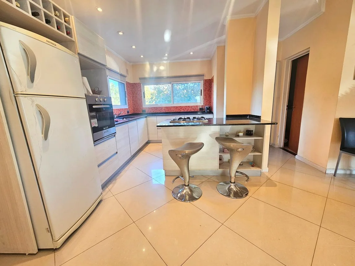 Casa de 5 ambientes en venta en General Rodríguez, Andres Chazarreta 1100, foto 3