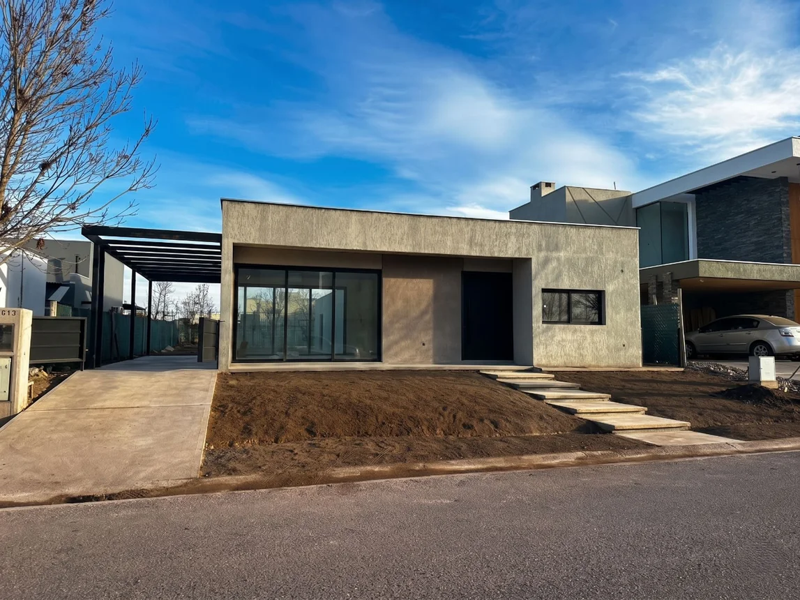 Casa en venta en Luján de Cuyo