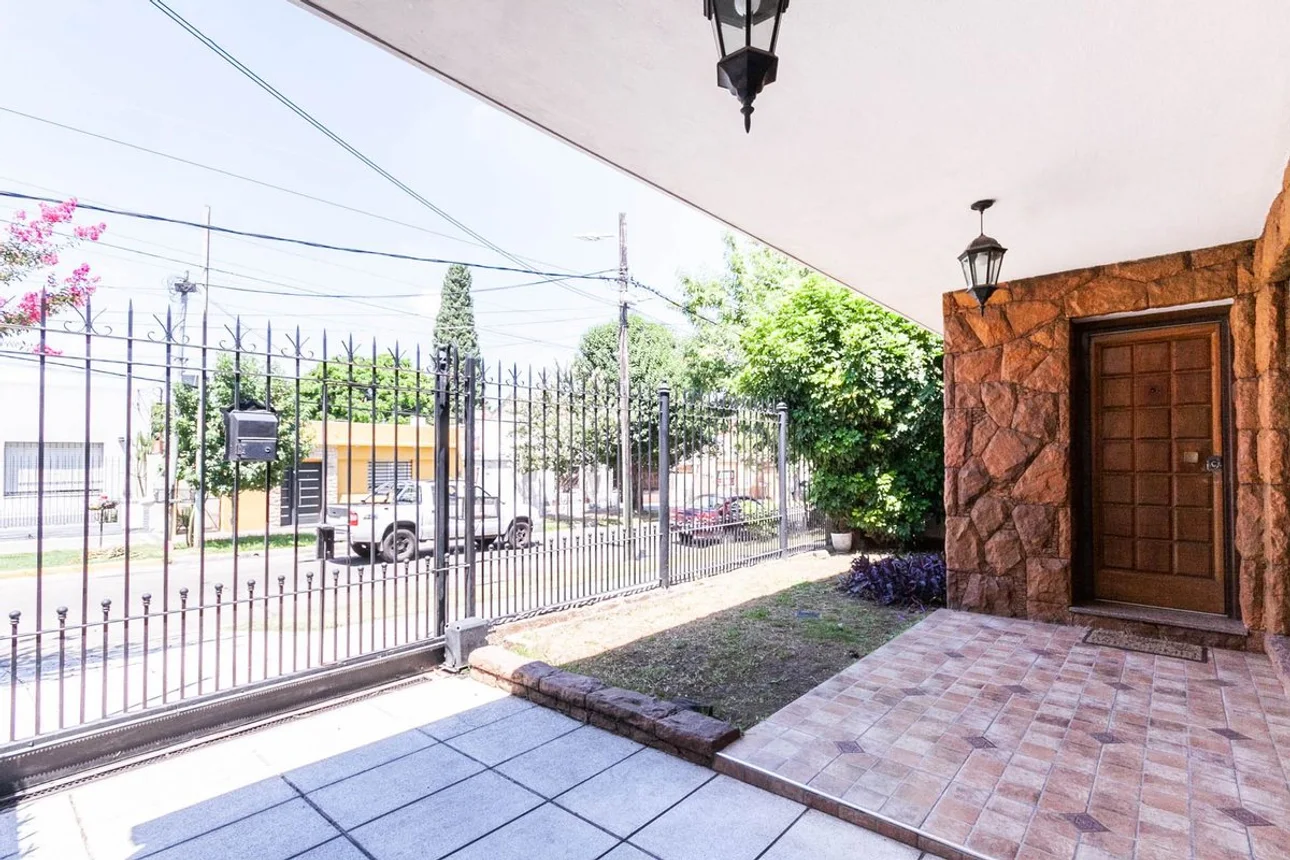 Casa en venta en Lomas de Zamora, foto 4