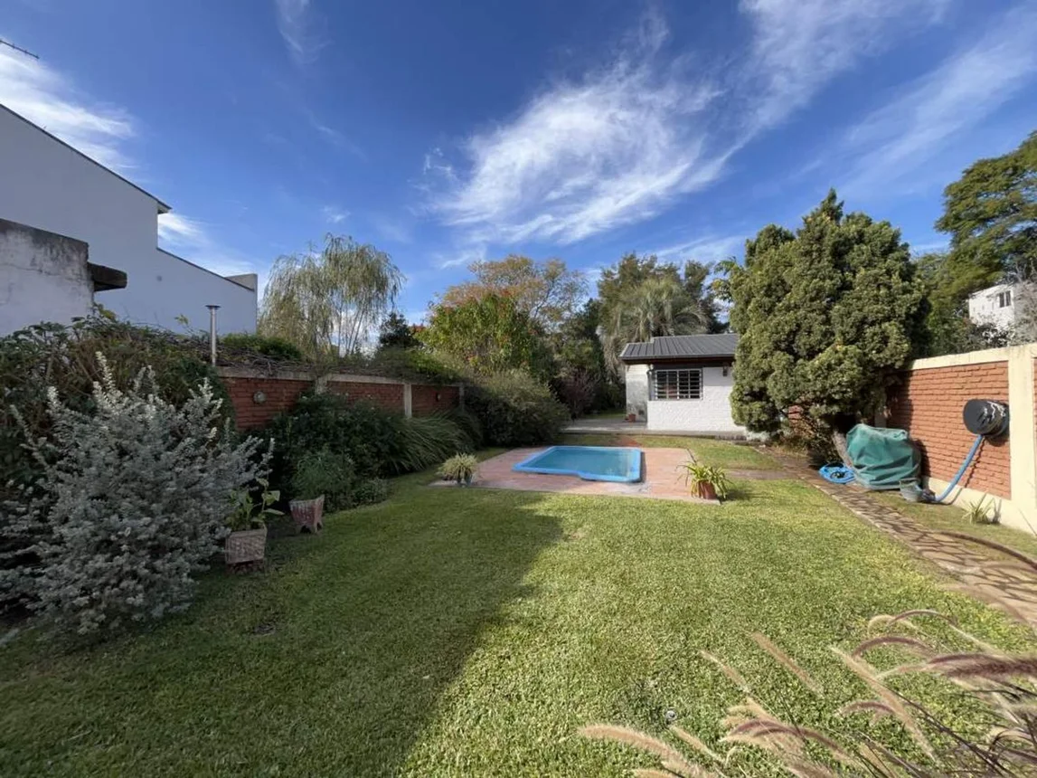 Casa de 4 ambientes en venta en Martín Coronado, Del Kaiser 2100