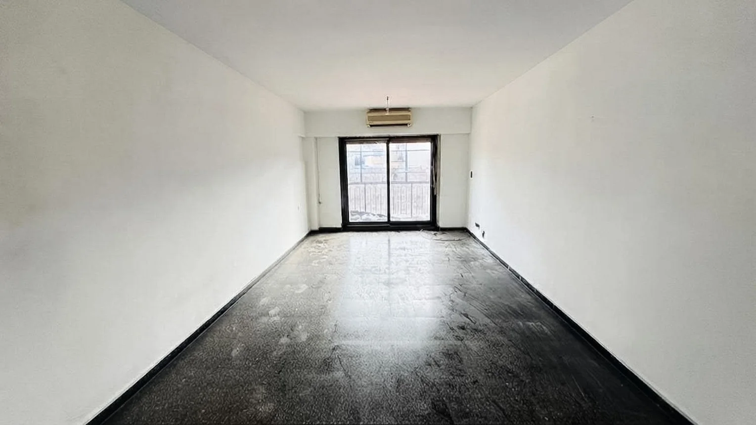 Departamento de 3 ambientes en venta en Parque Patricios, Avenida Vélez Sarsfield 0