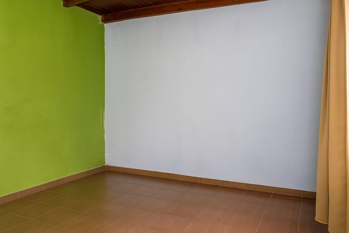 CASA VENTA ZONA NORTE B° MIRASOLES 6 DORM - foto 16