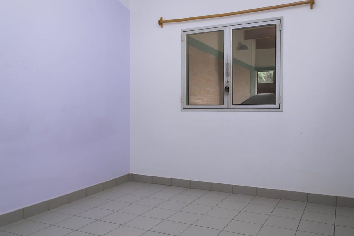 CASA VENTA ZONA NORTE B° MIRASOLES 6 DORM - foto 11