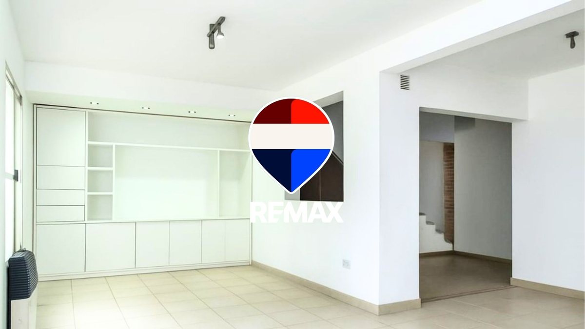 CASA VENTA ZONA NORTE B° MIRASOLES 6 DORM - foto 1
