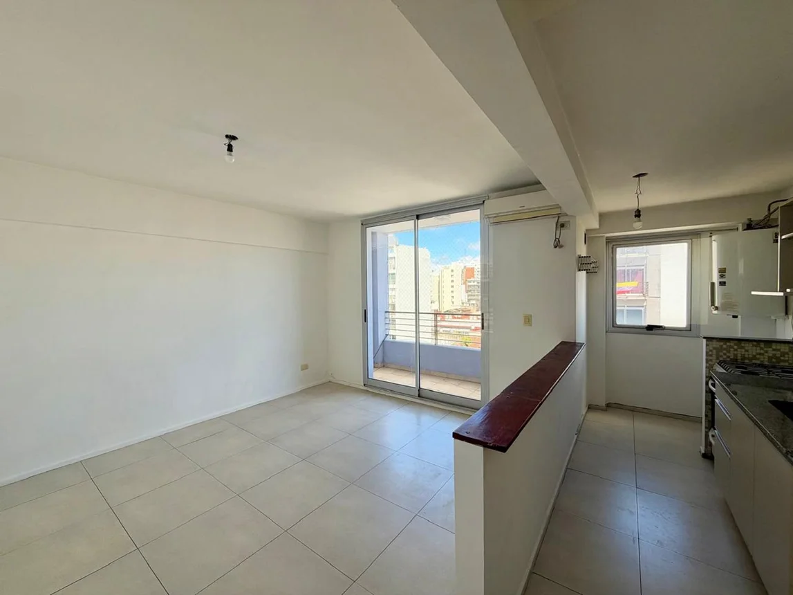 Departamento de 2 ambientes en alquiler en Almagro, Potosí 4300