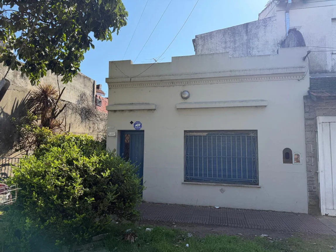 Casa en venta en Munro, Sargento Baigorria 2200