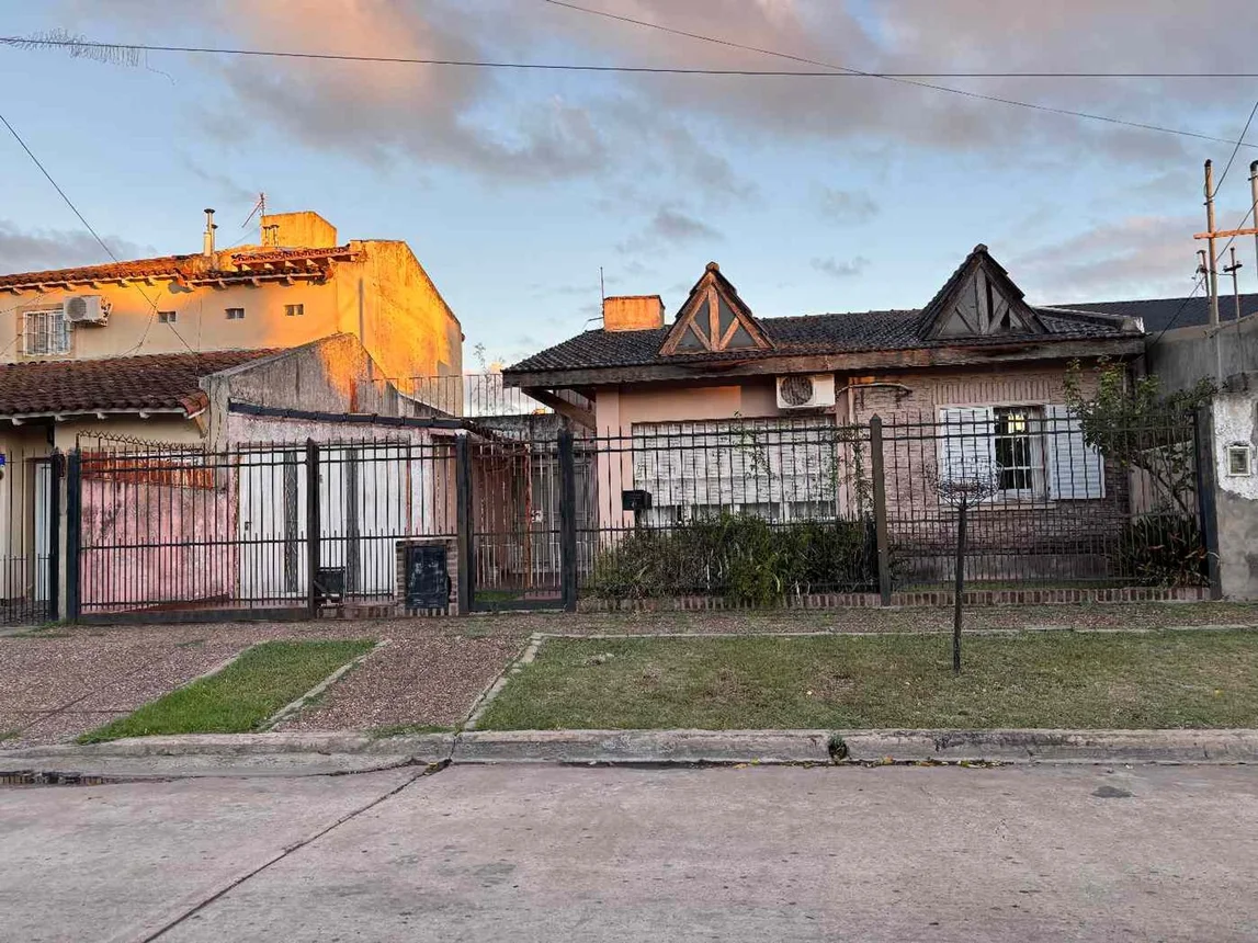 Casa de 3 ambientes en venta en Moreno, Falucho 1400, foto 3