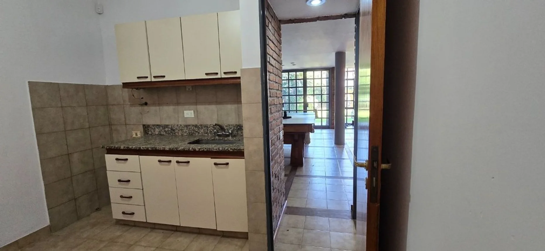Casa de 7 ambientes en venta en El Palomar, Gobernador D' Amico 2800, foto 5