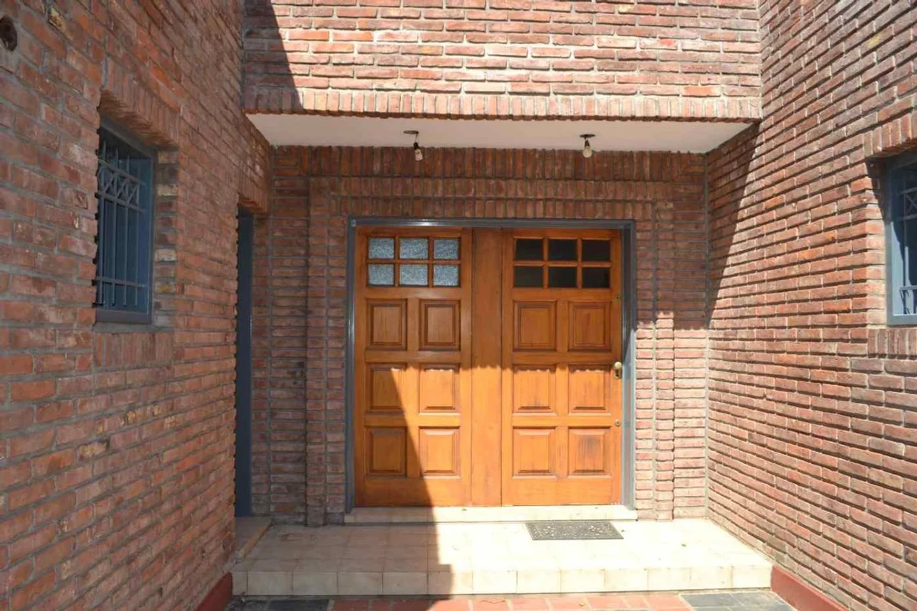 Casa de 7 ambientes en venta en El Palomar, Gobernador D' Amico 2800, foto 2