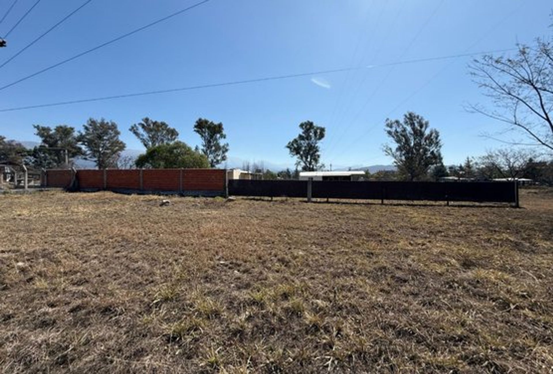 TERRENO DE 864M2 EN VENTA LOS ROBLES ZONA SAN LUIS — foto 3