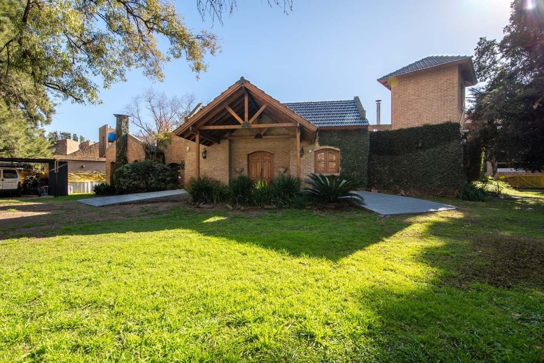 Casa en venta 4 ambientes en Julián Balbín 2200, Villa Gobernador Udaondo, Ituzaingo, Buenos Aires
