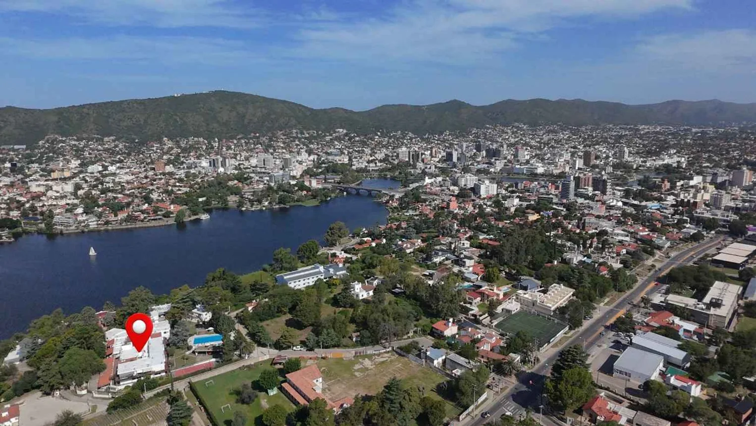 Departamento de 5 ambientes en venta en Villa Carlos Paz, Brown 0