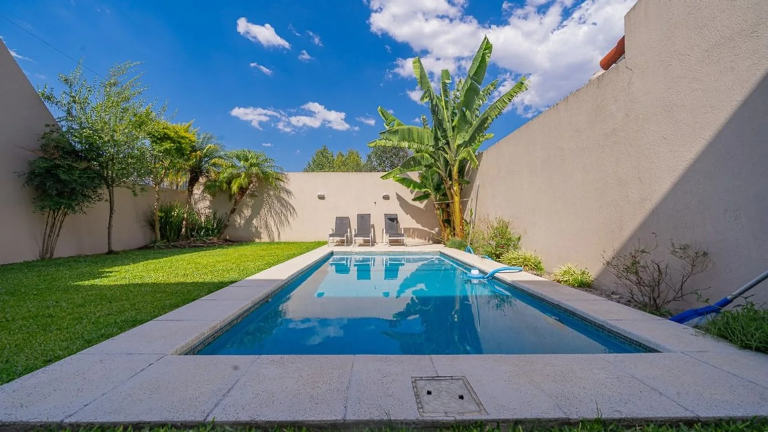 Casa en venta en Ramos Mejía, foto 2