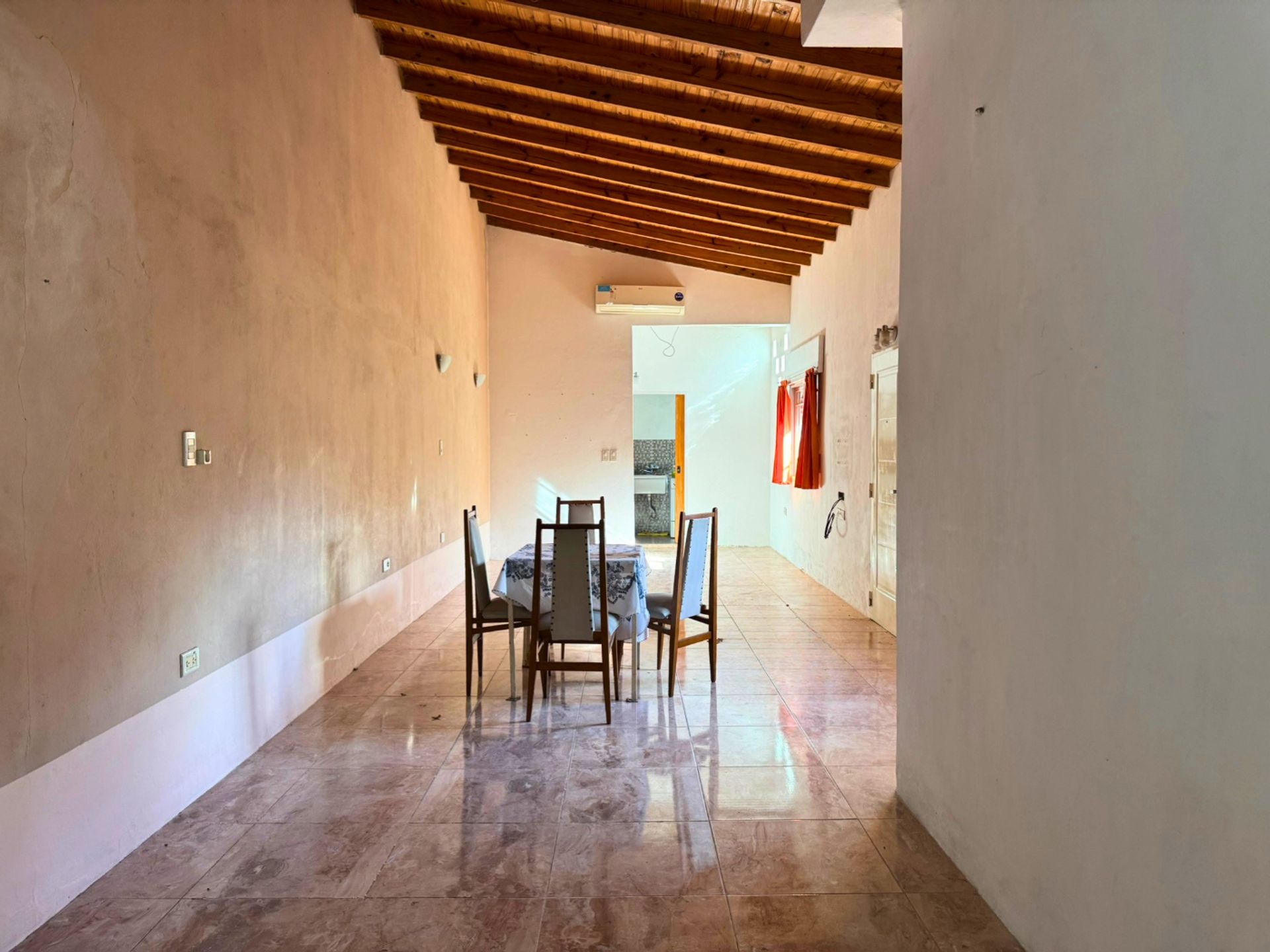 Foto 9 — CASA EN VENTA 4 AMBIENTES EN LONGCHAMPS
