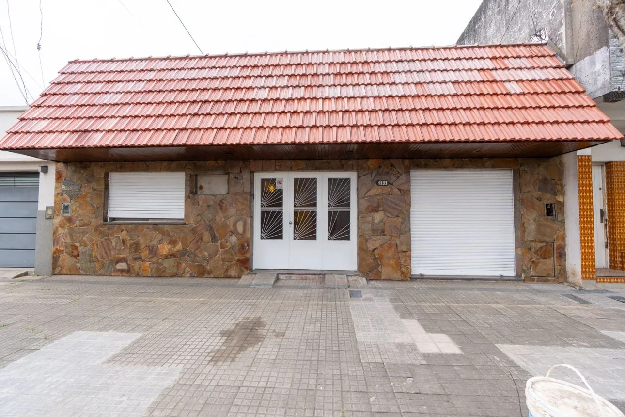 Casa de 6 ambientes en venta en La Plata, 27 Entre 63 y 64 1500