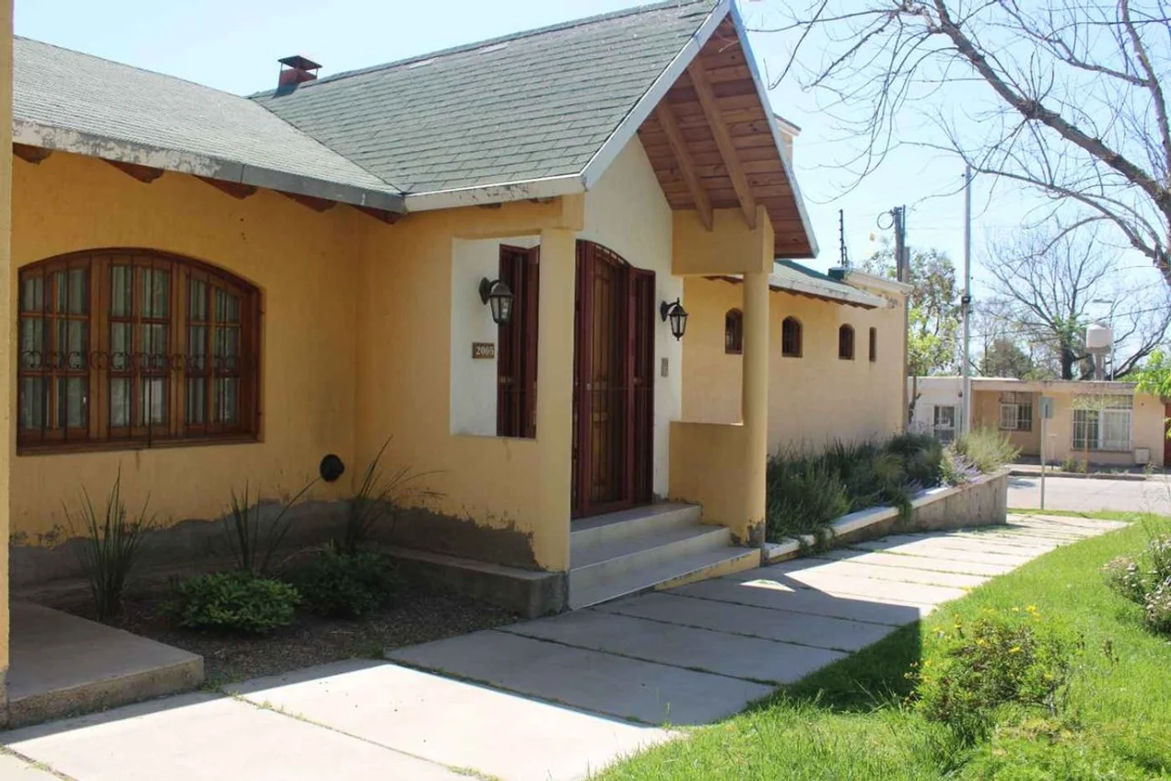 Casa en venta en Mendoza, foto 3