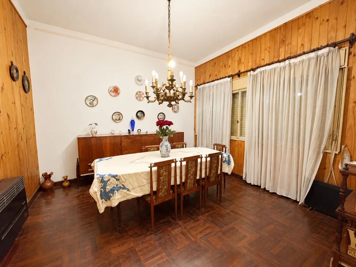 Casa de 4 ambientes en venta en Lanús Oeste, Vélez Sársfield 2800, foto 4