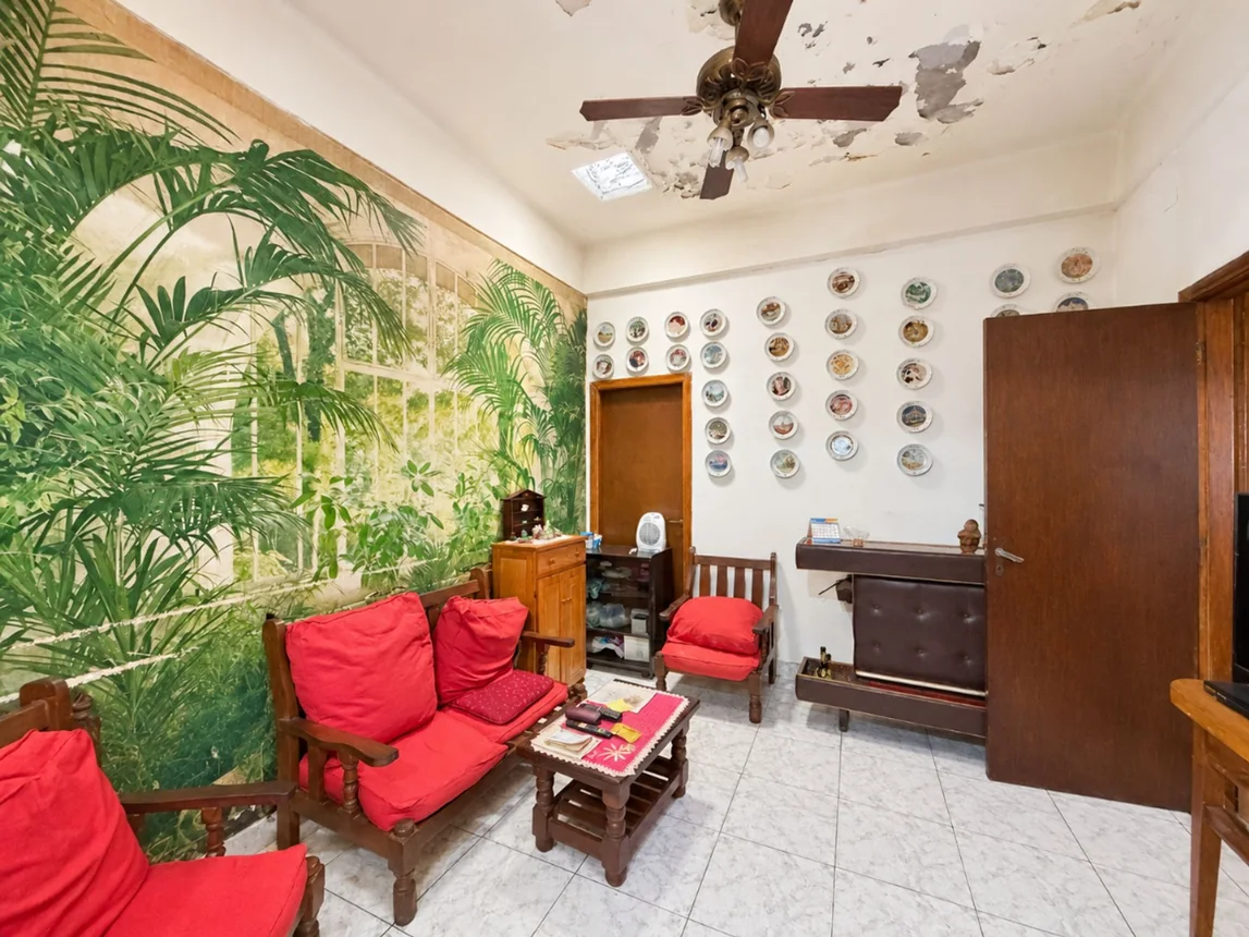 Casa de 4 ambientes en venta en Lanús Oeste, Vélez Sársfield 2800