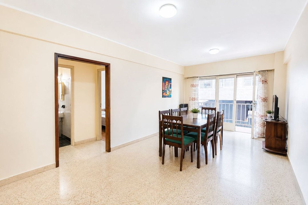 VENTA DEPARTAMENTO 4 AMB CON GAS LA PERLA BALCON