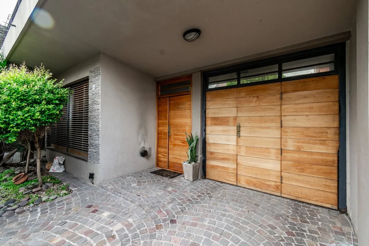 Casa de 4 ambientes en venta en Santos Lugares, Juan Bautista Anchordoqui 1800, foto 2