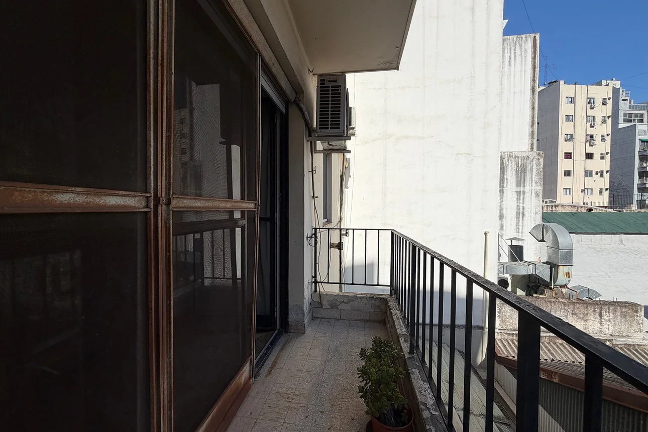 Venta depto 3 ambientes con balcón y dependencia, foto 3
