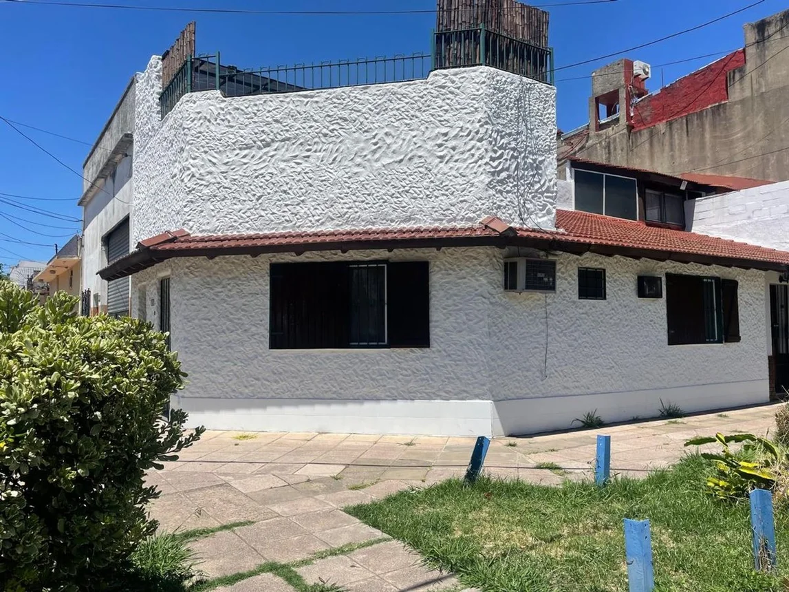 PH de 3 ambientes en venta en Sarandí, Vicente López 1900, foto 2