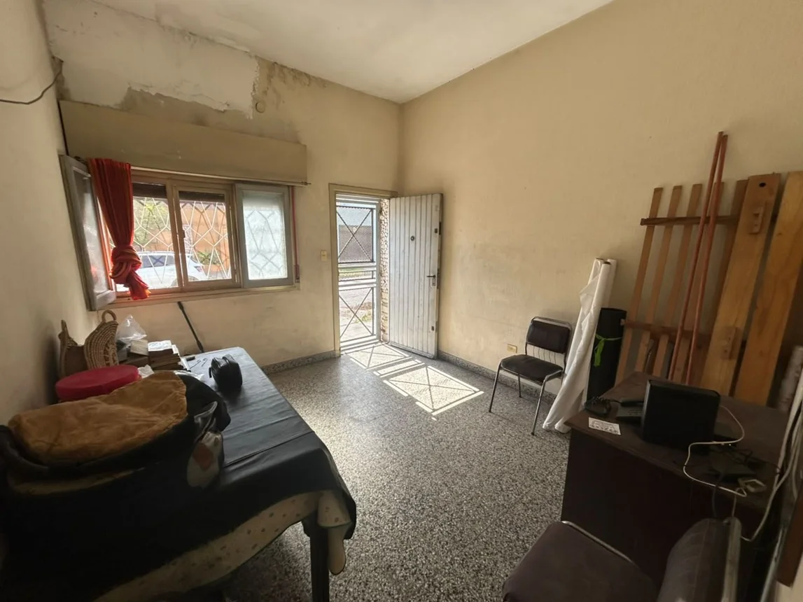 Casa de 4 ambientes en venta en Villa Ballester, Olavarría 4600, foto 3