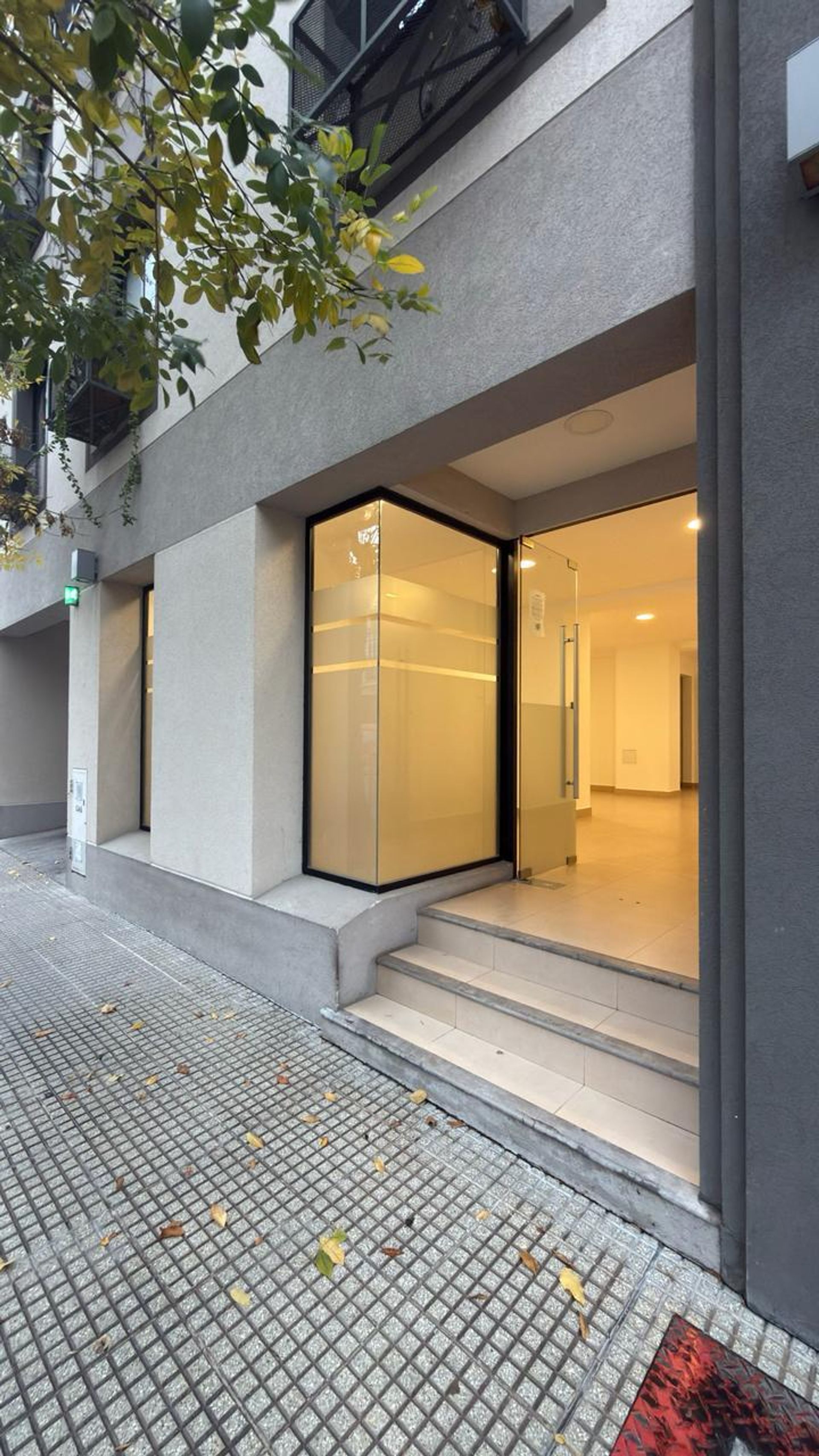 LOCAL COMERCIAL VENTA 50 MT2 VICENTE LOPEZ 1400 - foto 11
