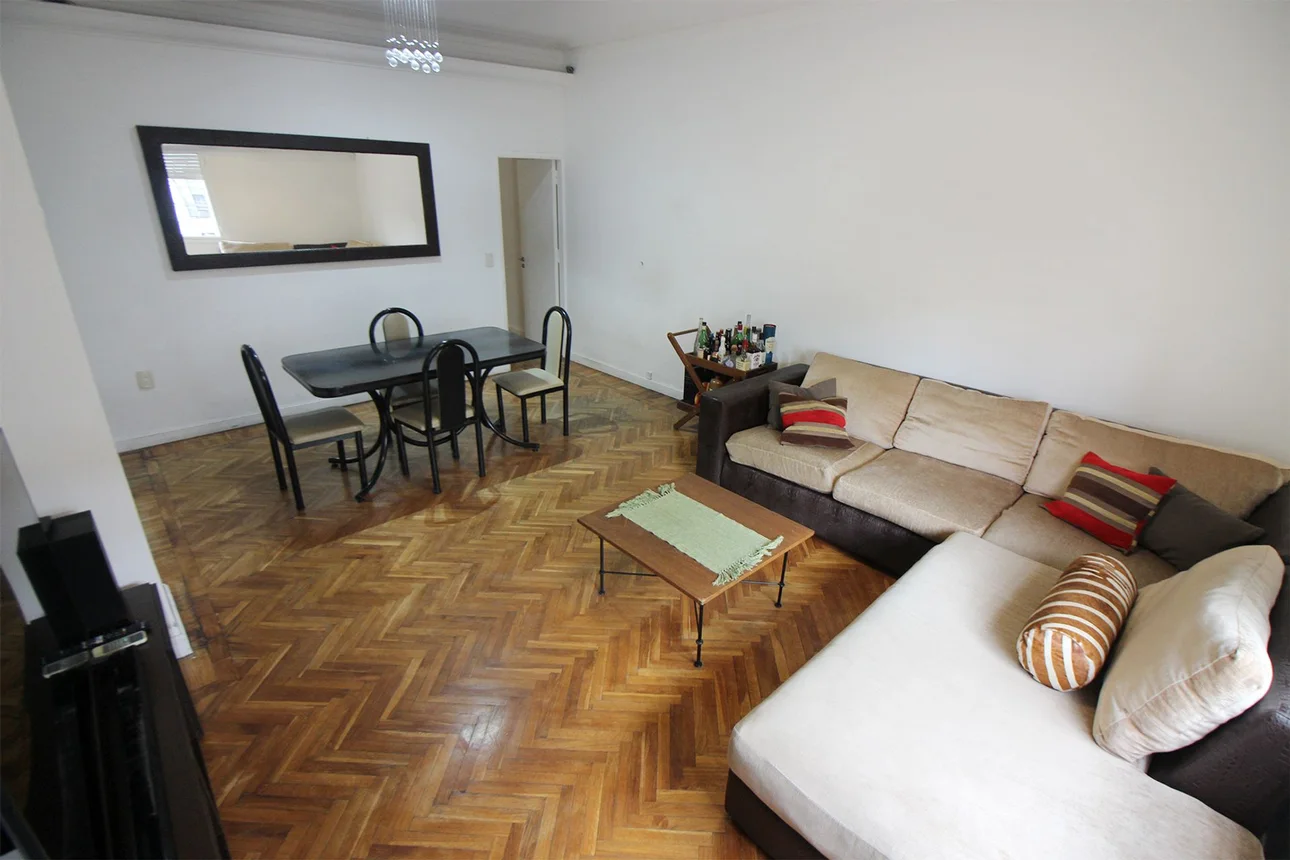 Casa de 4 ambientes en venta en Flores, Tandil 2800