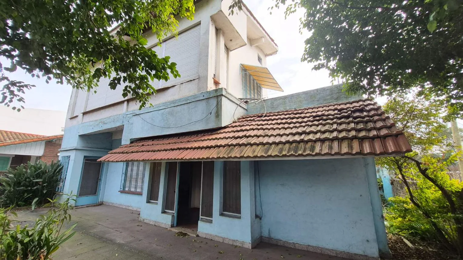 Casa en venta en Quilmes, foto 2
