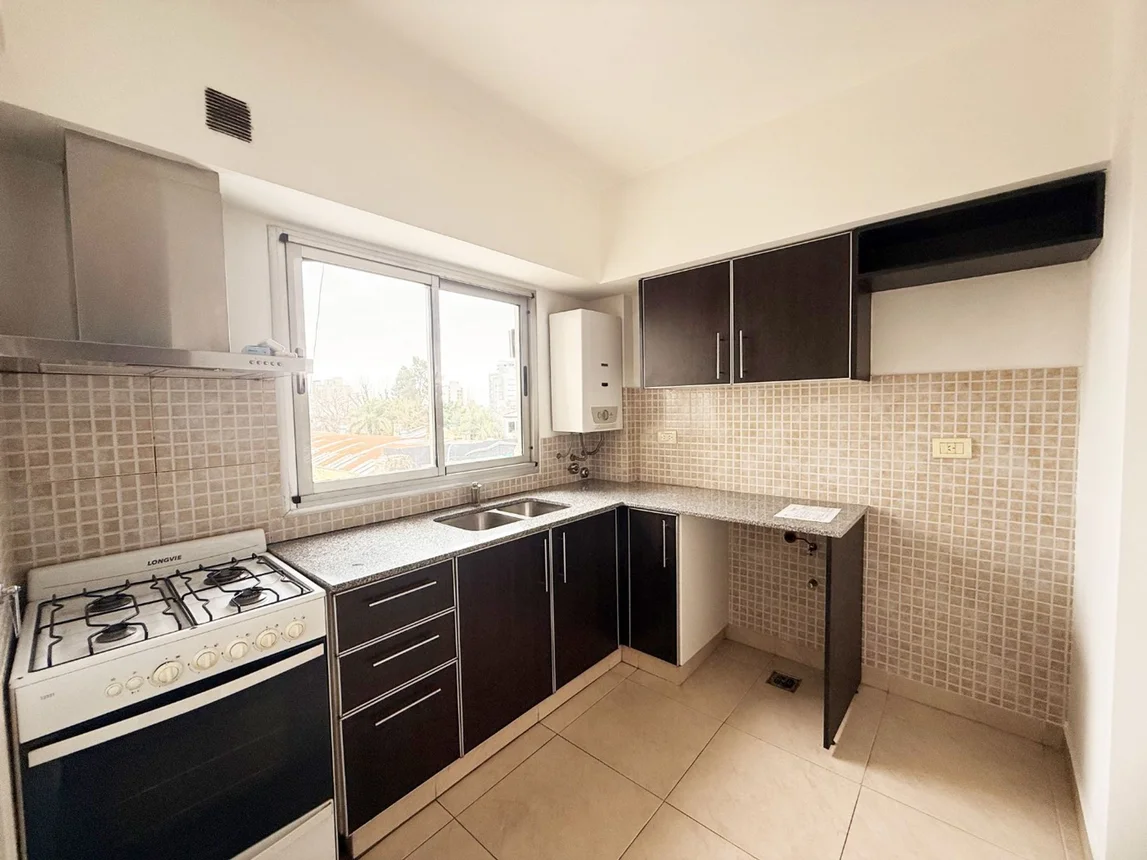Departamento de 2 ambientes en alquiler en Quilmes, Alberdi 0