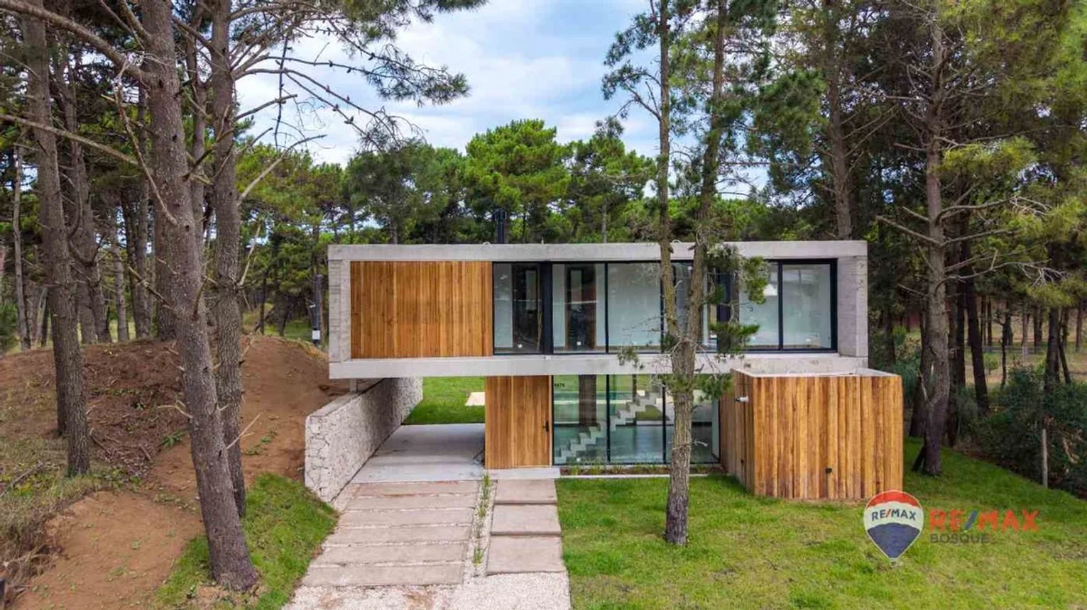 Casa en venta en Pinamar, foto 2