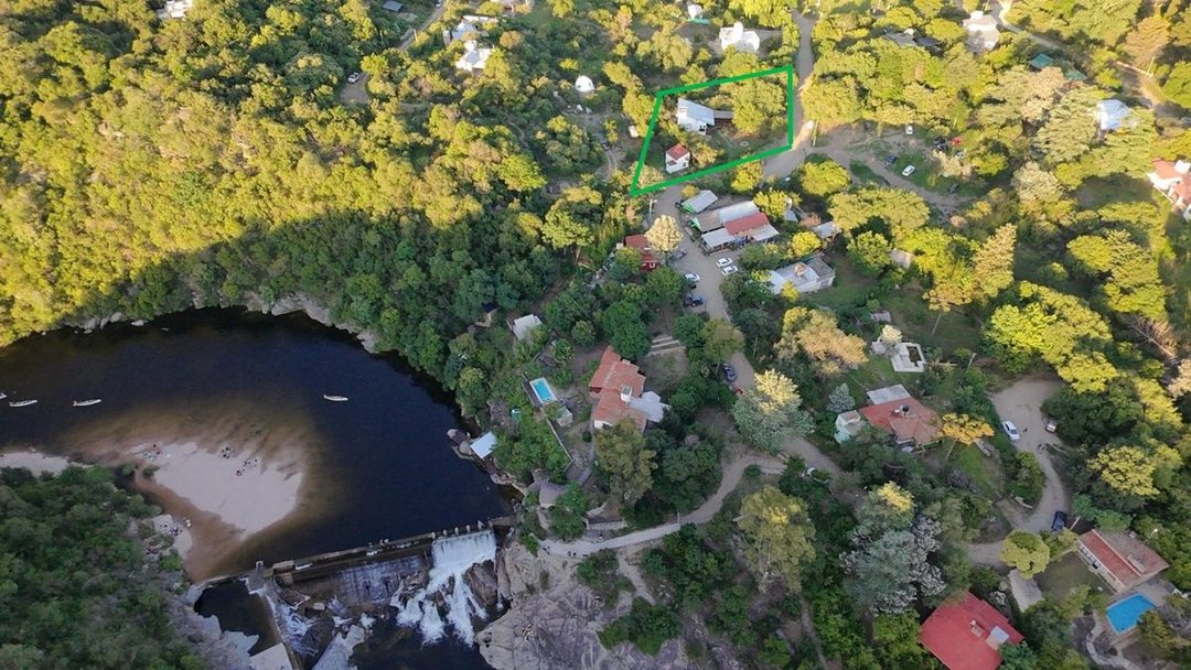 VENTA COMPLEJO TURISTICO CUESTA BLANCA CERCA RIO