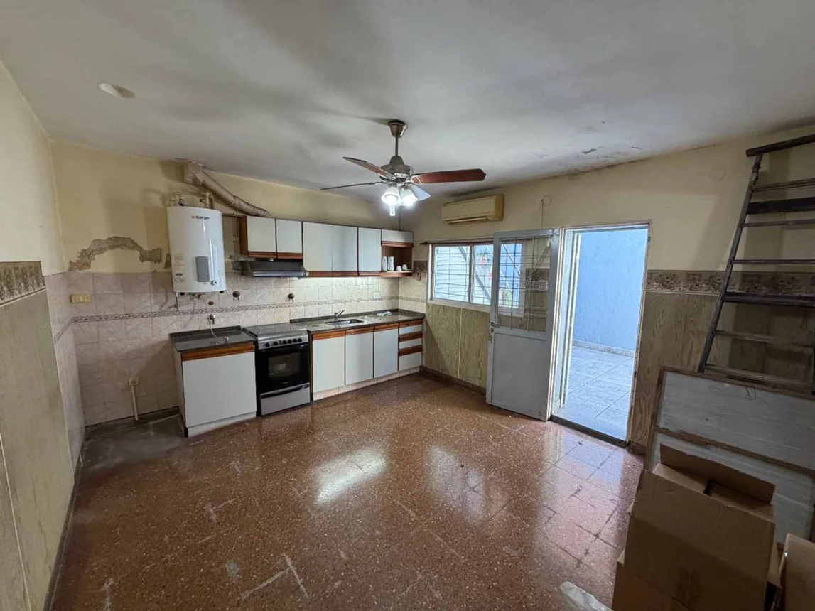 PH de 3 ambientes en venta en Caseros, Nuestra Señora de la Merced 5300, foto 2