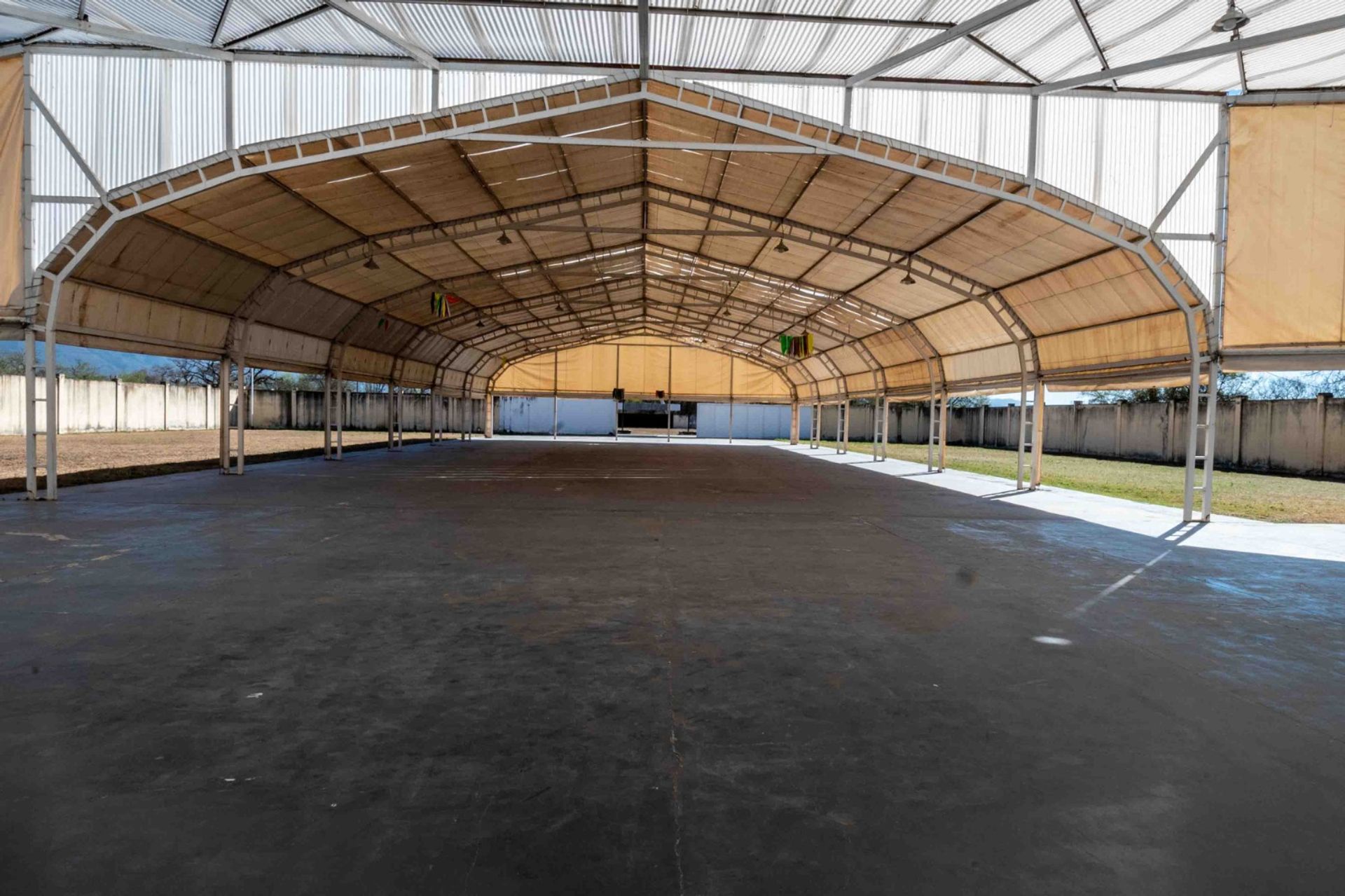 LOCAL COMERCIAL MAS TERRENO VENTA CAMINO COLON - foto 20