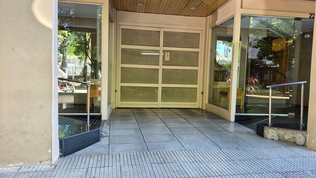 Foto 30 — VENTA DEPTO 2 AMB. BALVANERA CON 2 COCHERAS A/CRED
