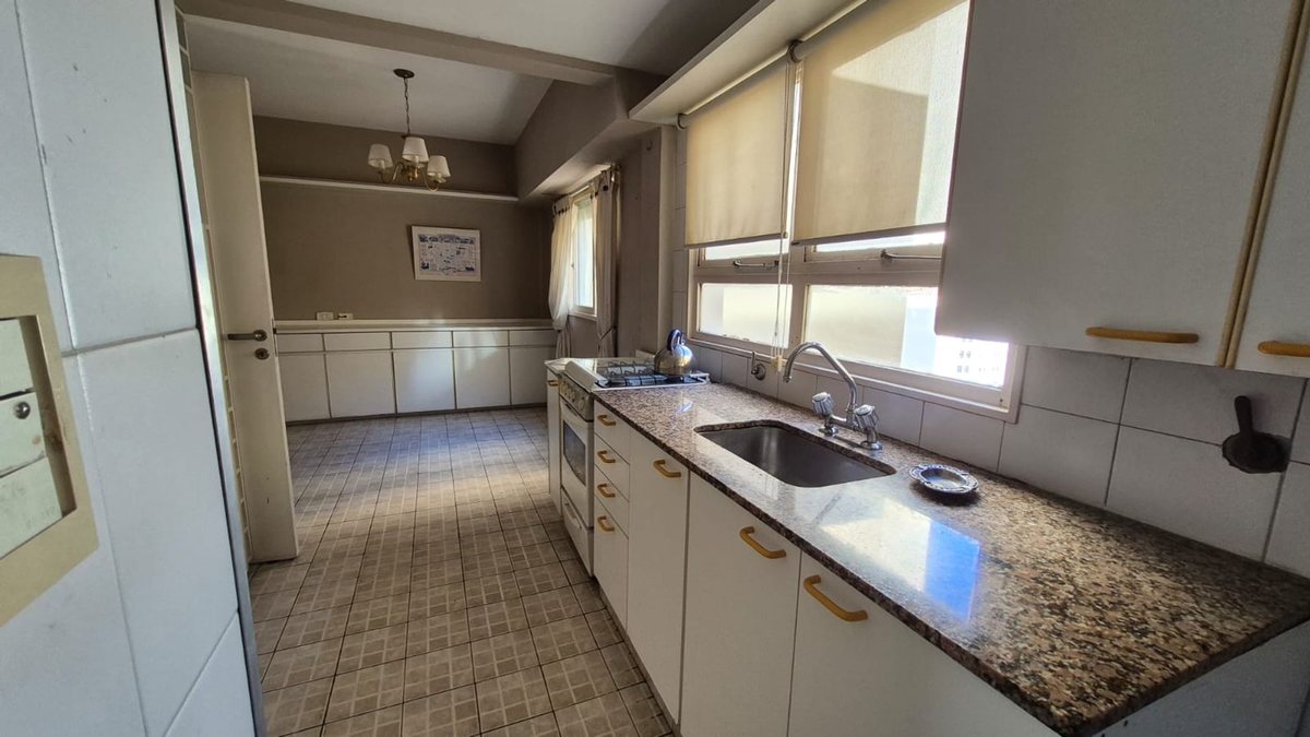 Foto 18 — VENTA DEPTO 2 AMB. BALVANERA CON 2 COCHERAS A/CRED