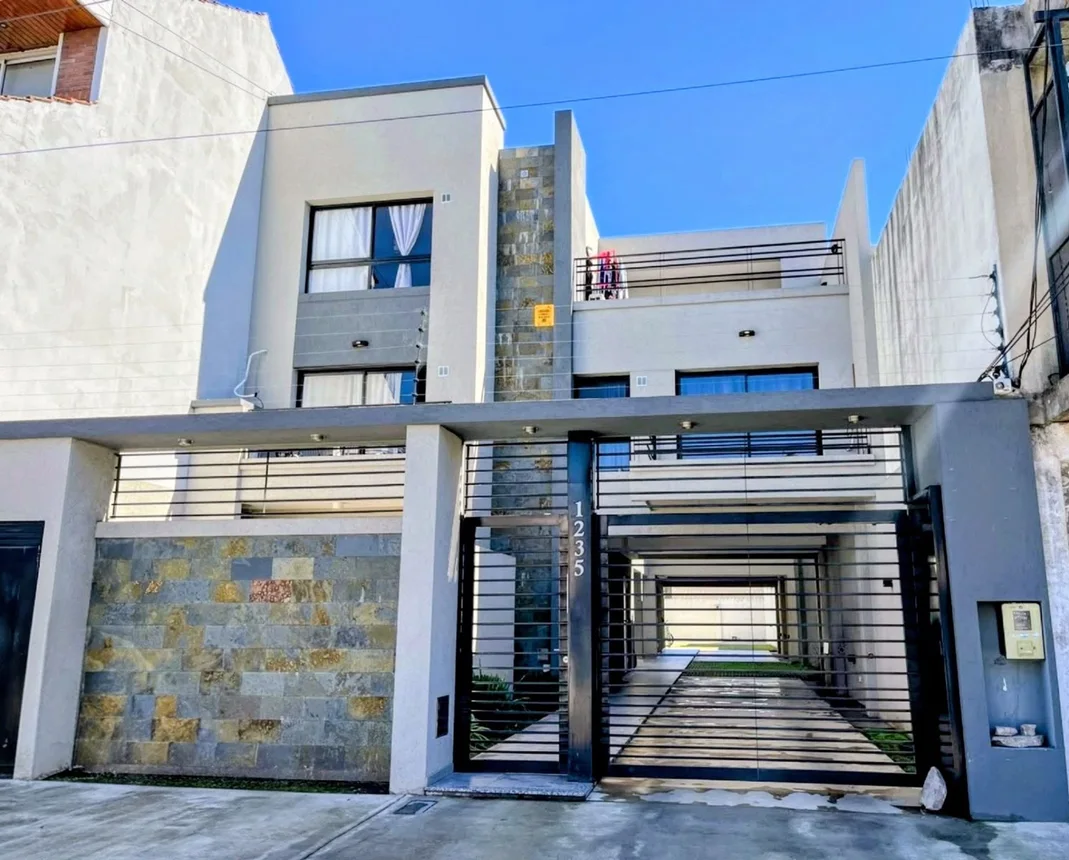 Departamento de 2 ambientes en venta en Wilde, Coronel Rondeau 1200