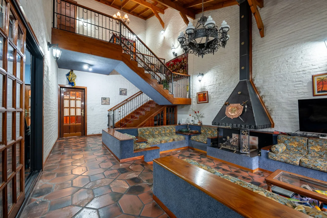 Casa de 4 ambientes en venta en Santos Lugares, Patricios 2300, foto 2