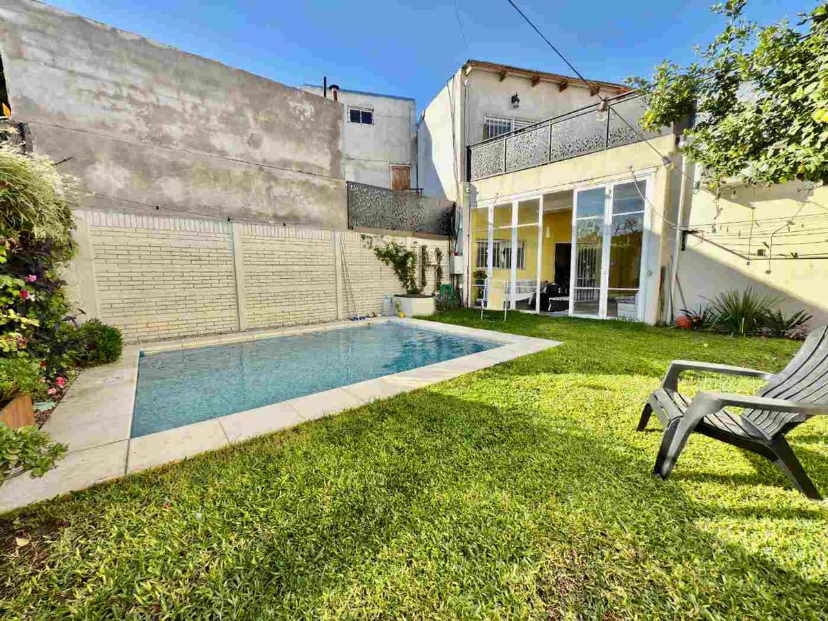 Foto 6 — CASA 6 AMBIENTES EN VENTA EN LLAVALLOL CON PILETA