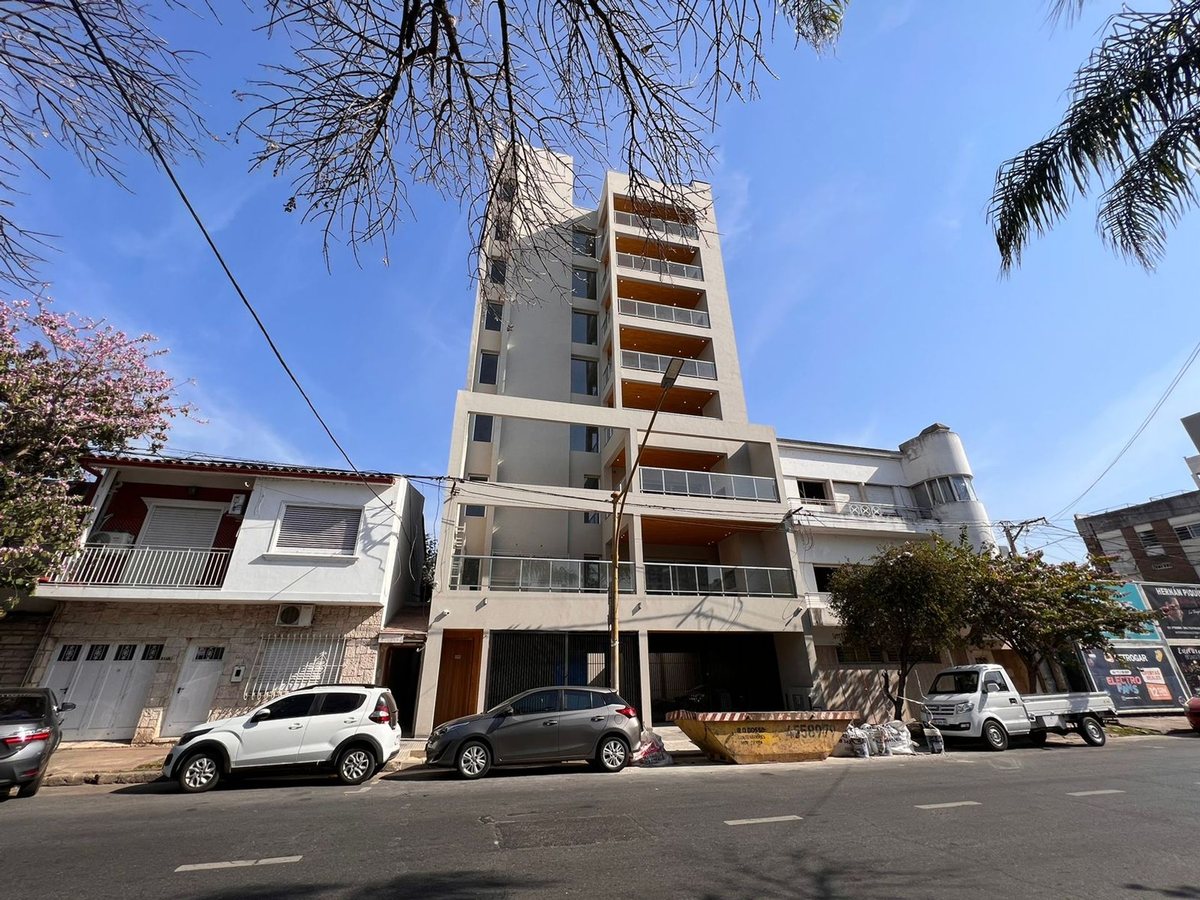 Foto 2 — VENTA PISO 3 DORM.-BALCON AL NORTE-B.CANDIOTI-