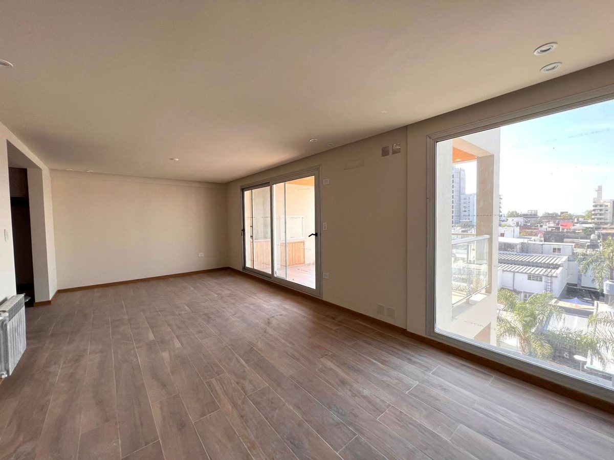 VENTA PISO 3 DORM.-BALCON AL NORTE-B.CANDIOTI-
