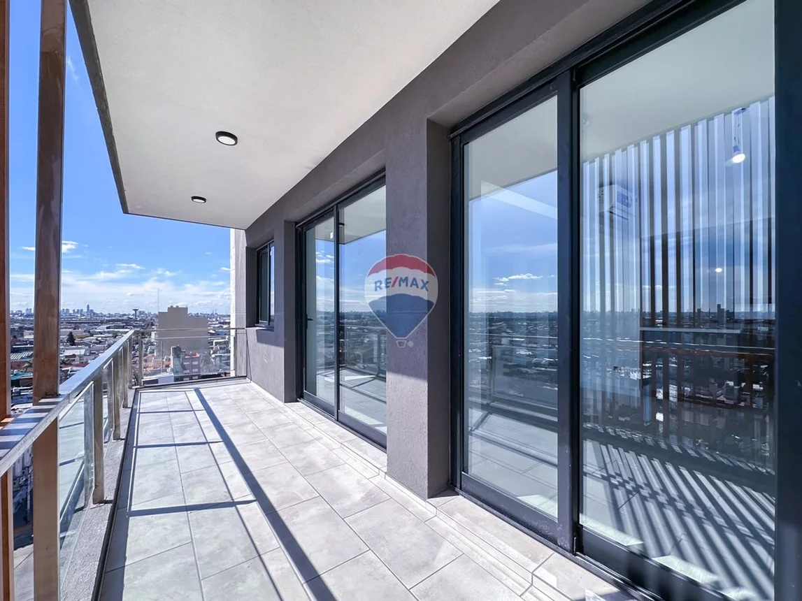 Piso de 4 ambientes en venta en Valentín Alsina, Juan Farrell 700