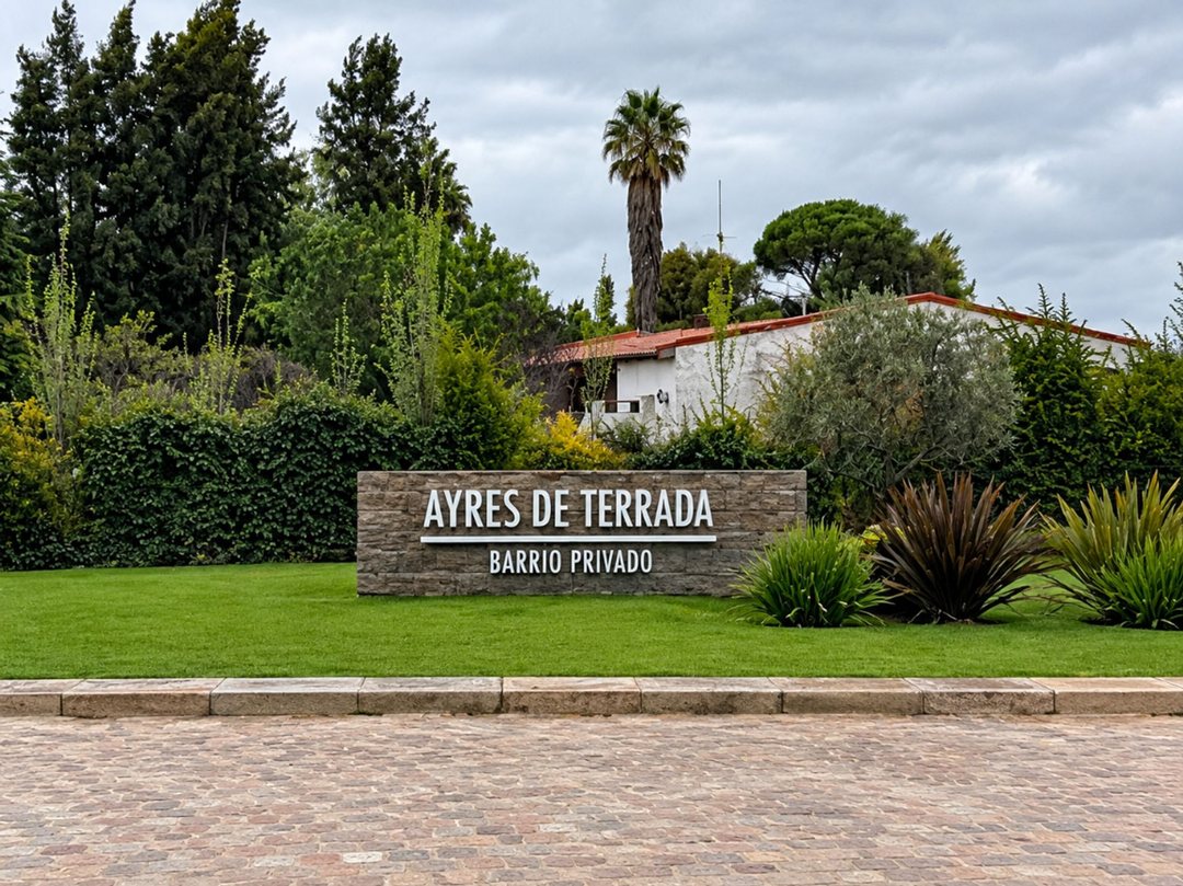 VENTA LOTES BARRIO PRIVADO AYRES DE TERRADA