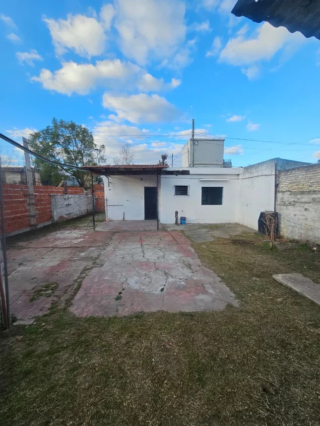 Casa en venta en José C. Paz, Serrano 4141 0