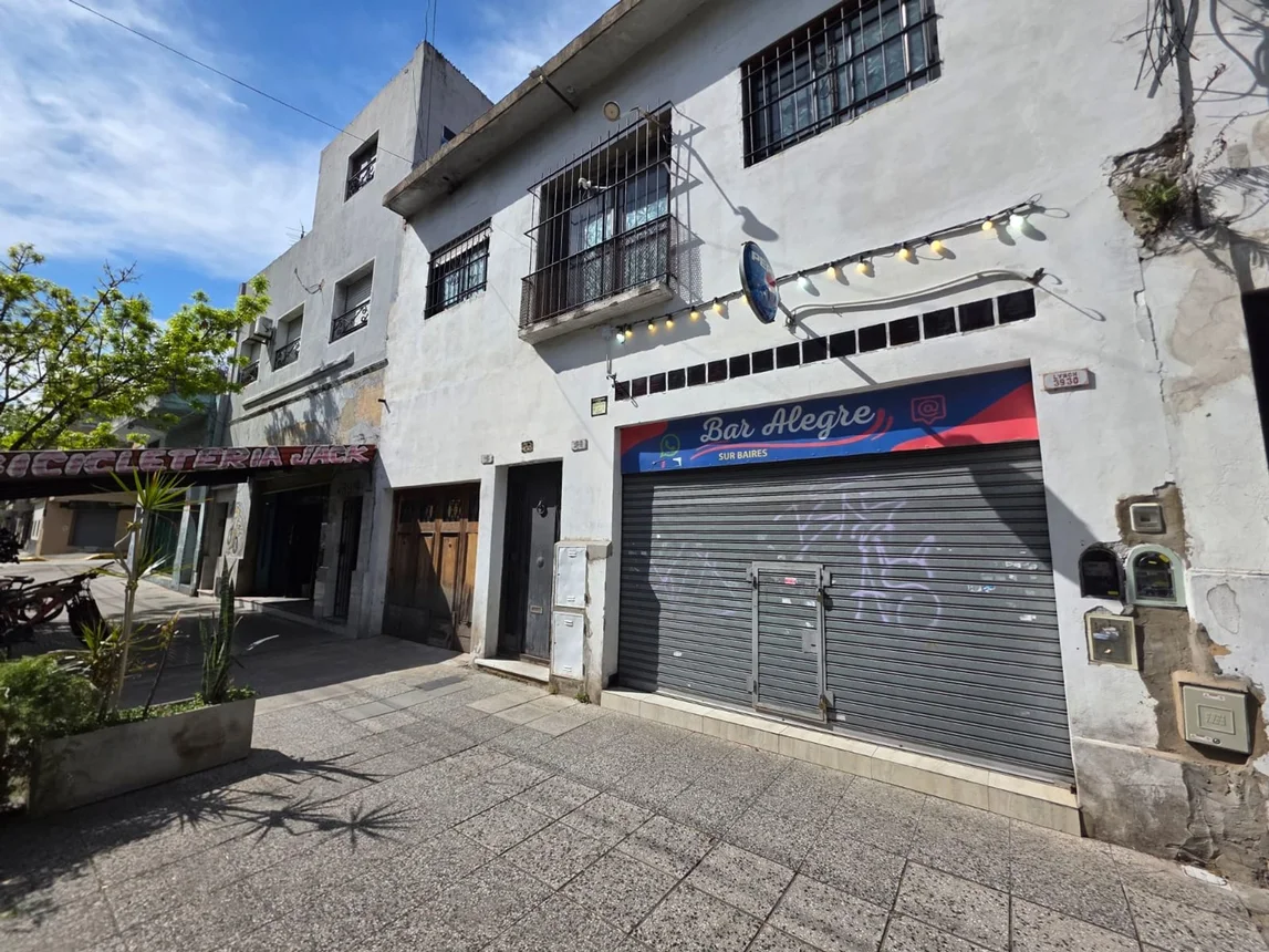 Casa en venta en Nueva Pompeya, Lynch 3900