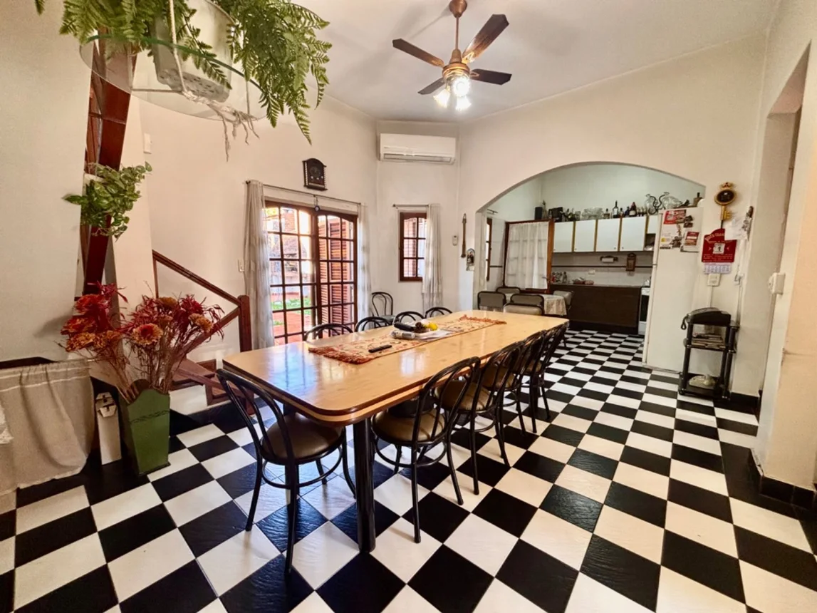 Casa en venta en Villa Sarmiento